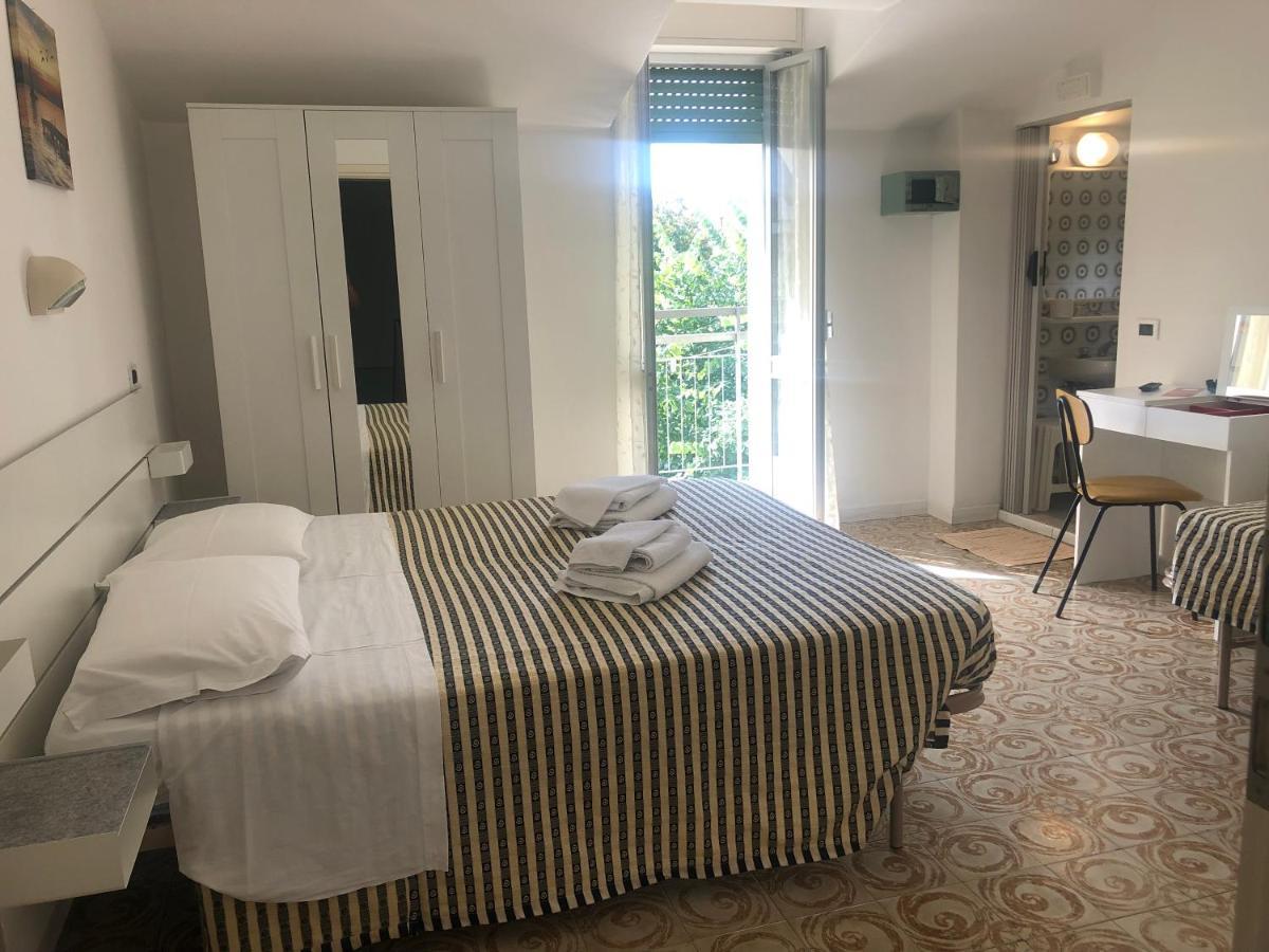 Hotel Argo Rimini Dış mekan fotoğraf
