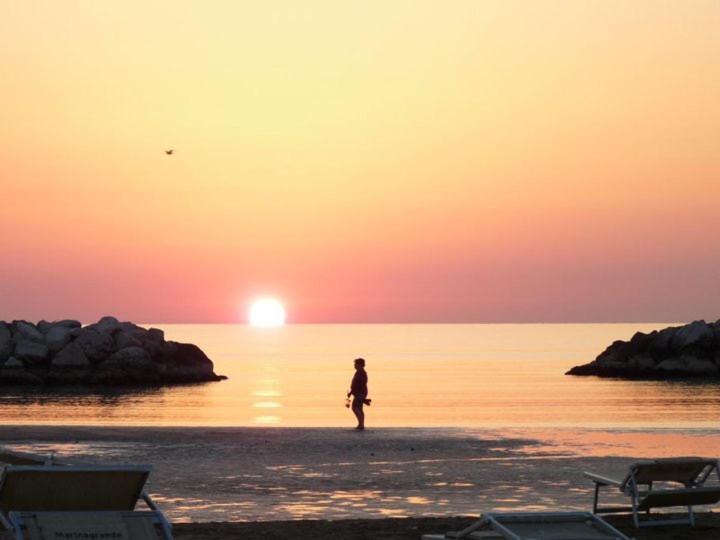 Hotel Argo Rimini Dış mekan fotoğraf